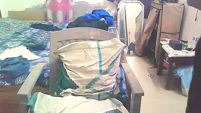 Snapshot of Vbestshow chatting on November 10, 2025, 9:09 pm Vbestshow online show from November 10, 2025, 9:09 pm