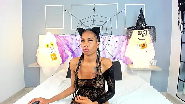 Snapshot of Blackrosse__ chatting on October 18, 2025, 1:24 pm Blackrosse online show from October 18, 2025, 1:24 pm