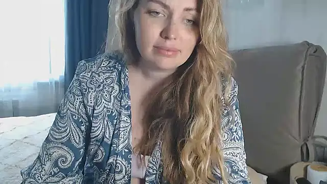 Snapshot of xxkristinaxx chatting on May 15, 2026, 8:23 am xxkristinaxx online show from May 15, 2026, 8:23 am