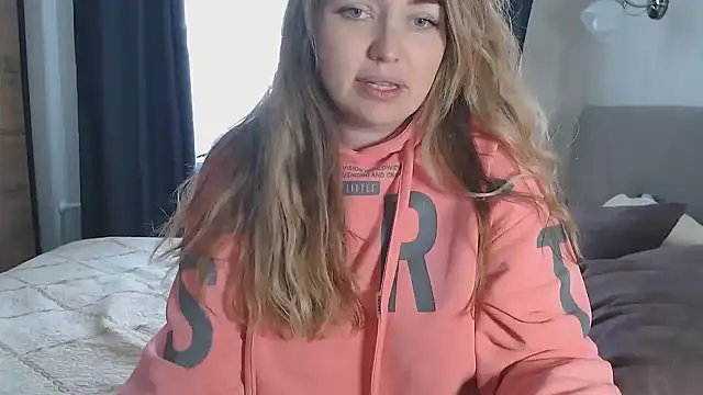 Snapshot of xxkristinaxx chatting on March 19, 2026, 10:15 am xxkristinaxx online show from March 19, 2026, 10:15 am