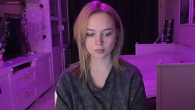 Snapshot of MaryDreaminess chatting on January 19, 2025, 8:41 pm MaryDreaminess online show from January 19, 2025, 8:41 pm