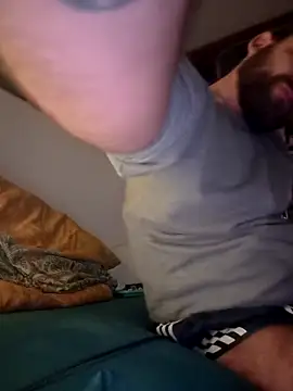 Snapshot of fuckerplayer1 chatting on March 15, 2026, 4:19 am fuckerplayer1 online show from March 15, 2026, 4:19 am