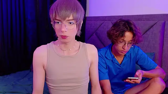 Snapshot of david_blue1 chatting on September 25, 2025, 3:56 am david blue1 online show from September 25, 2025, 3:56 am