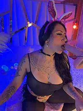 Snapshot of Tattooed_spittingdoll chatting on April 6, 2026, 11:28 pm Tattooed spittingdoll online show from April 6, 2026, 11:28 pm