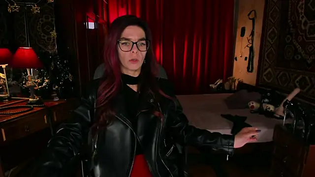 MargoTigress online show from February 28, 2026, 9:20 am