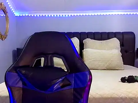 Snapshot of BOOTYBANGER24xx chatting on September 30, 2025, 2:50 am BOOTYBANGER24xx online show from September 30, 2025, 2:50 am