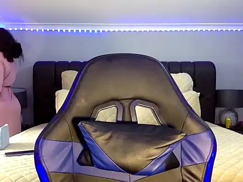 Snapshot of BOOTYBANGER24xx chatting on September 13, 2025, 9:09 am BOOTYBANGER24xx online show from September 13, 2025, 9:09 am