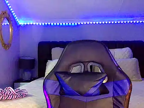 Snapshot of BOOTYBANGER24xx chatting on September 15, 2025, 1:06 am BOOTYBANGER24xx online show from September 15, 2025, 1:06 am