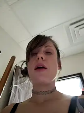 TheDaisyChaos online show from October 20, 2025, 3:30 am