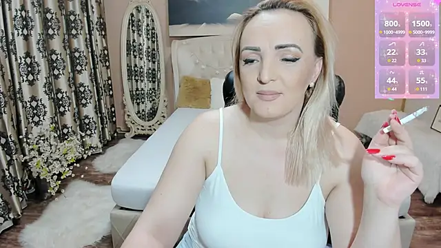 Snapshot of AnneRainn chatting on January 18, 2026, 8:34 pm AnneRainn online show from January 18, 2026, 8:34 pm