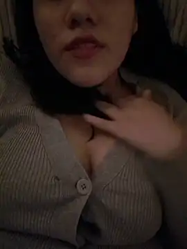 Snapshot of Kalani_Engel chatting on November 13, 2025, 5:33 am Kalani Engel online show from November 13, 2025, 5:33 am