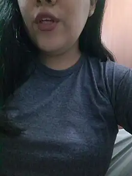 Snapshot of Kalani_Engel chatting on January 14, 2026, 5:00 am Kalani Engel online show from January 14, 2026, 5:00 am