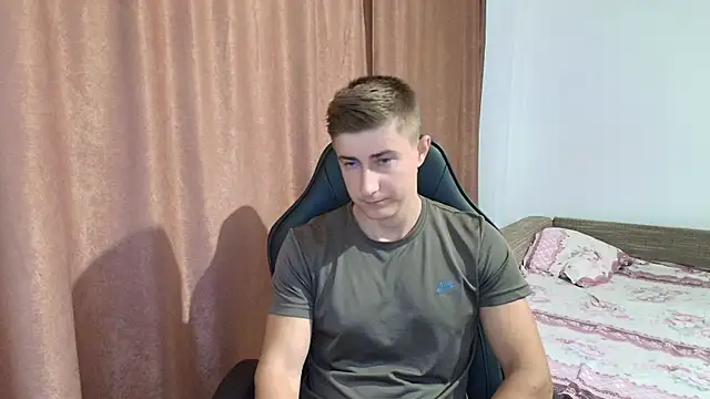 Snapshot of Todhorny9873 chatting on February 17, 2025, 5:25 am Todhorny9873 online show from February 17, 2025, 5:25 am