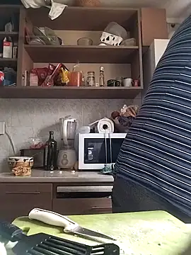 Snapshot of sarpe4 chatting on November 23, 2025, 8:35 am sarpe4 online show from November 23, 2025, 8:35 am