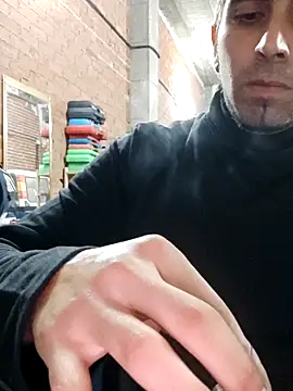 wolf113r online show from November 2, 2025, 7:19 pm