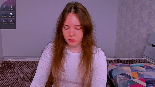 Snapshot of Janie_JJ_Curvie chatting on May 26, 2026, 4:10 am Janie JJ Curvie online show from May 26, 2026, 4:10 am