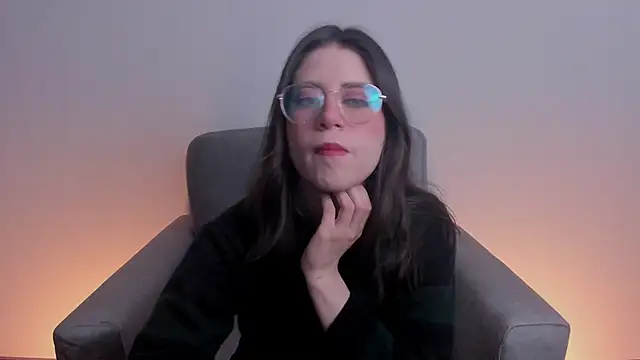 HazelKush online show from November 13, 2025, 10:24 pm