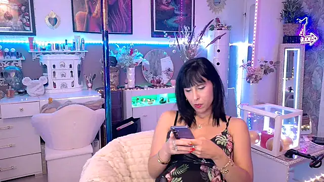 Snapshot of misscectito13 chatting on May 31, 2026, 1:11 am misscectito13 online show from May 31, 2026, 1:11 am