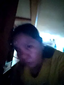 ambersmile online show from October 11, 2025, 9:38 pm