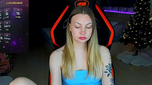 Snapshot of BiMolly chatting on January 18, 2026, 2:04 am BiMolly online show from January 18, 2026, 2:04 am