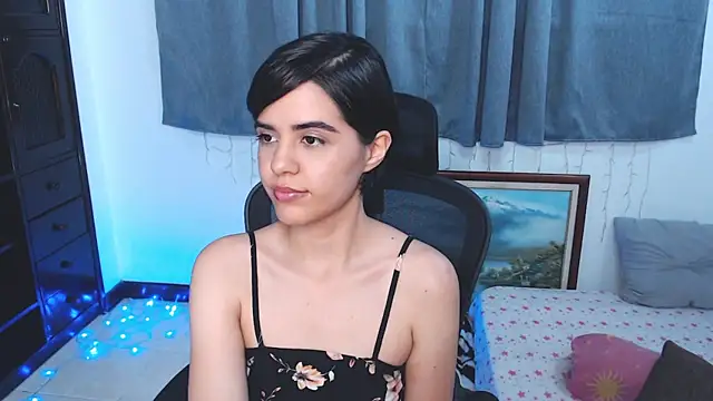 Snapshot of mia_collins_x chatting on June 4, 2026, 1:10 am mia collins x online show from June 4, 2026, 1:10 am