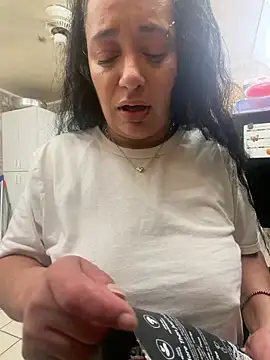 Snapshot of PichyPrettyPussy chatting on March 20, 2026, 3:02 pm PichyPrettyPussy online show from March 20, 2026, 3:02 pm