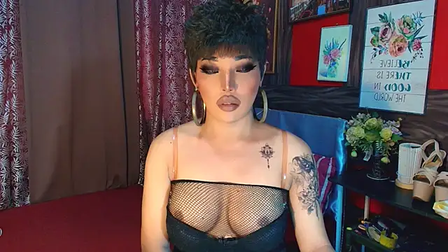 trixxielicious online show from October 17, 2025, 8:28 am