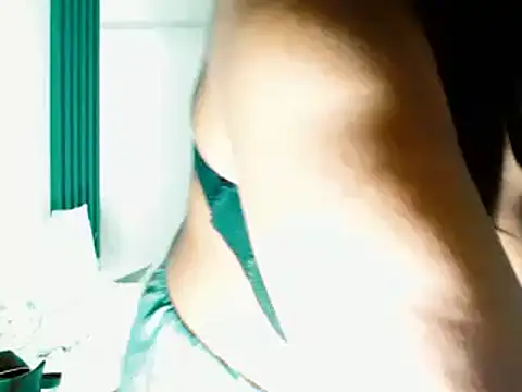 apishkagalmon online show from October 10, 2025, 7:04 pm