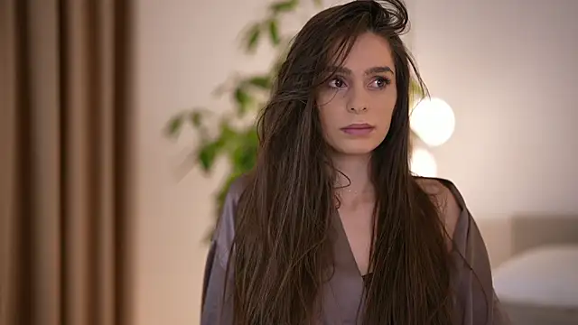 DoviaClaire online show from September 23, 2025, 6:31 am