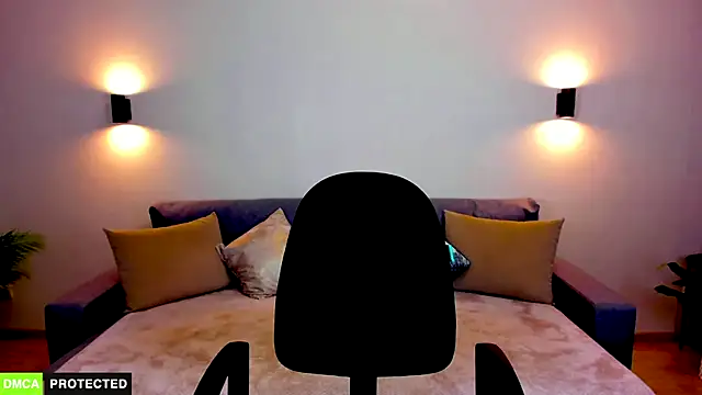 Snapshot of TheWoman__ chatting on October 20, 2025, 7:14 pm TheWoman   online show from October 20, 2025, 7:14 pm