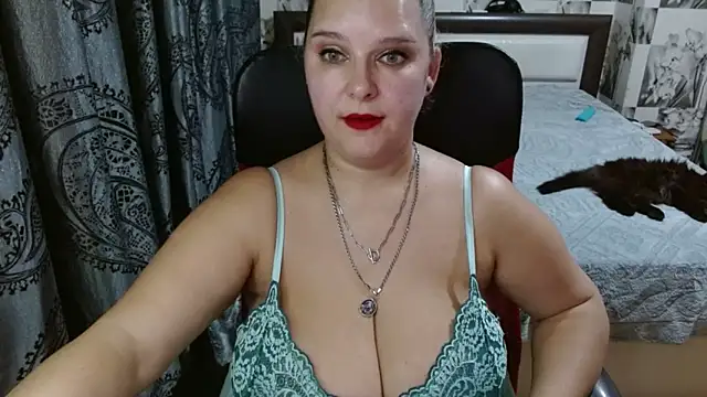 Snapshot of Boolochka chatting on December 16, 2025, 8:24 pm Boolochka online show from December 16, 2025, 8:24 pm