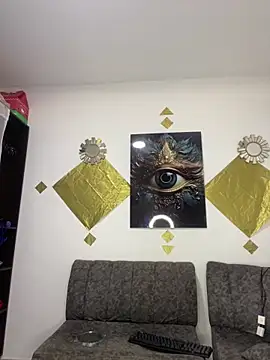 Shantal Lovee online show from February 4, 2026, 12:33 pm