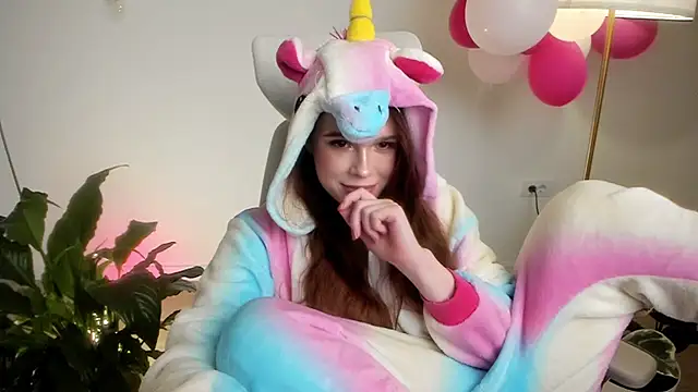 Snapshot of Pokemeboy chatting on March 17, 2025, 5:38 pm Pokemeboy online show from March 17, 2025, 5:38 pm