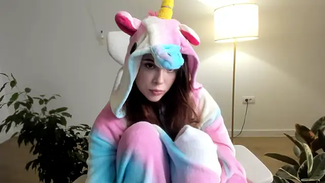 Snapshot of Pokemeboy chatting on November 21, 2025, 5:23 pm Pokemeboy online show from November 21, 2025, 5:23 pm