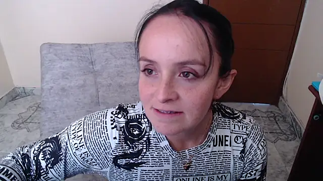 Snapshot of antara_hotgirl chatting on November 25, 2025, 8:53 pm antara hotgirl online show from November 25, 2025, 8:53 pm