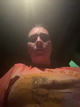 Snapshot of Babii_Nova chatting on November 16, 2025, 4:17 am Babii Nova online show from November 16, 2025, 4:17 am