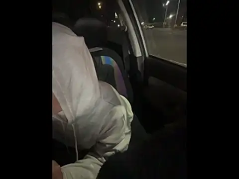 Snapshot of Babii_Nova chatting on March 26, 2026, 3:27 am Babii Nova online show from March 26, 2026, 3:27 am