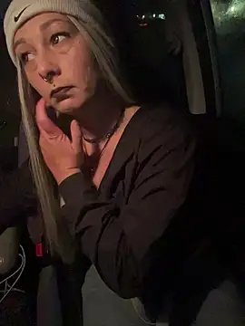 Snapshot of Babii_Nova chatting on January 16, 2026, 3:10 am Babii Nova online show from January 16, 2026, 3:10 am