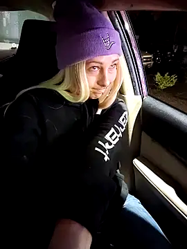 Snapshot of Babii_Nova chatting on December 27, 2024, 4:36 am Babii Nova online show from December 27, 2024, 4:36 am