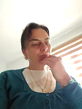 IsabelleCraft online show from October 23, 2025, 9:08 am