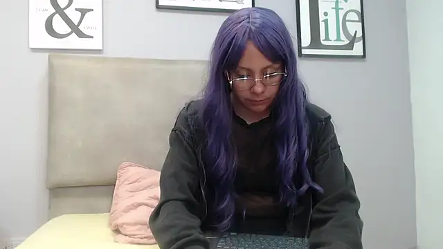 valevicious online show from September 23, 2025, 3:52 pm