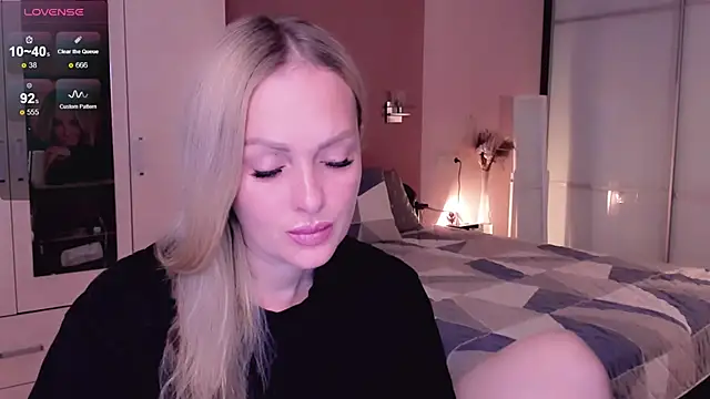 Libby Nora online show from October 15, 2025, 9:17 am