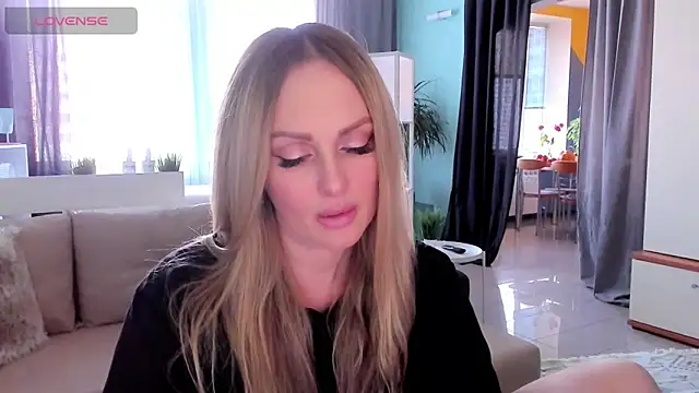 Libby Nora online show from March 22, 2025, 11:32 am