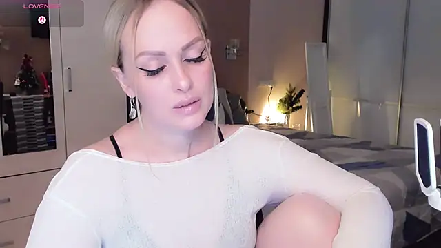 Snapshot of Libby_Nora chatting on December 22, 2025, 11:54 am Libby Nora online show from December 22, 2025, 11:54 am