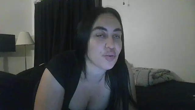 Snapshot of WetFlower69 chatting on June 20, 2026, 1:21 am WetFlower69 online show from June 20, 2026, 1:21 am