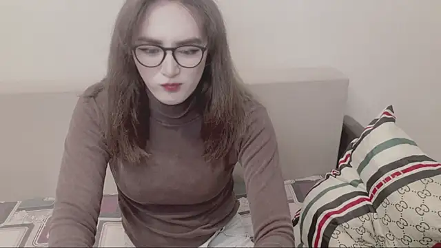 Snapshot of MinniMaksy chatting on July 6, 2026, 10:23 pm MinniMaksy online show from July 6, 2026, 10:23 pm