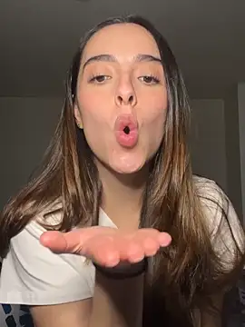 swrennn19 online show from March 17, 2025, 11:13 pm