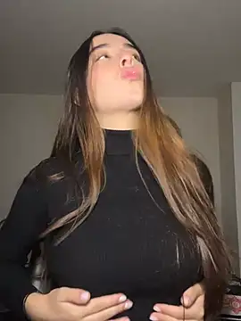 swrennn19 online show from January 28, 2025, 12:15 am