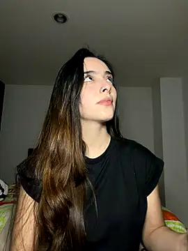 swrennn19 online show from October 18, 2025, 12:45 am