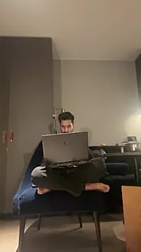 Snapshot of dhruv9413 chatting on December 3, 2025, 5:45 pm dhruv9413 online show from December 3, 2025, 5:45 pm